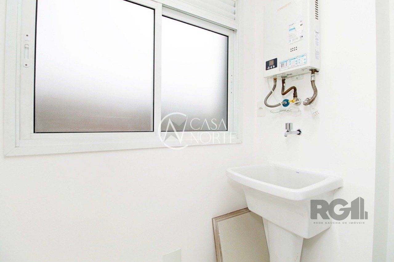 Apartamento à venda com 2 quartos, 66m², 1 suíte, 1 vaga, Rua Mário Antunes da Cunha no bairro Petrópolis em Porto Alegre