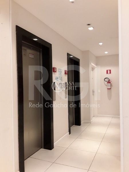 Apartamento à venda com 3 quartos, 75m², 1 suíte, 1 vaga, Rua Attilio Bilibio no bairro Jardim Carvalho em Porto Alegre