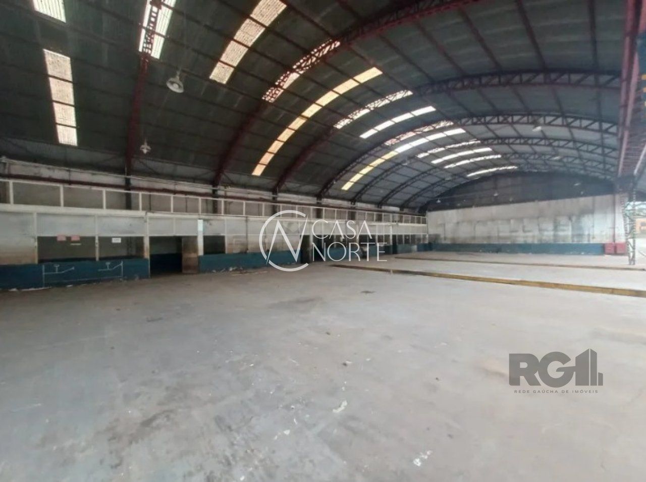Pavilhão à venda , 14000m², Avenida das Indústrias no bairro Anchieta em Porto Alegre