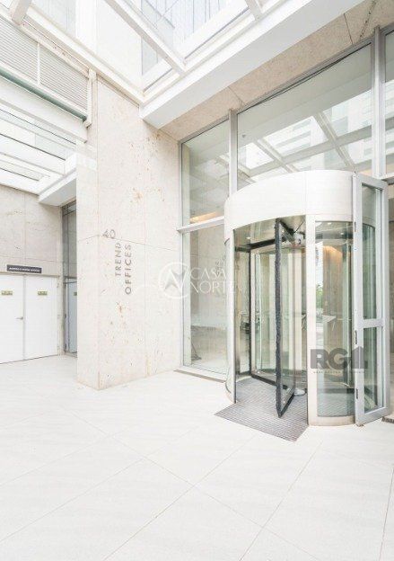 Sala Comercial à venda , 44m², Avenida Ipiranga no bairro Praia de Belas em Porto Alegre