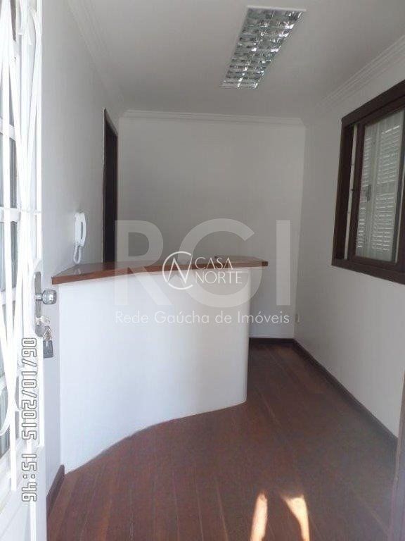 Casa Comercial à venda , 130m², Rua Conselheiro Travassos no bairro São Geraldo em Porto Alegre