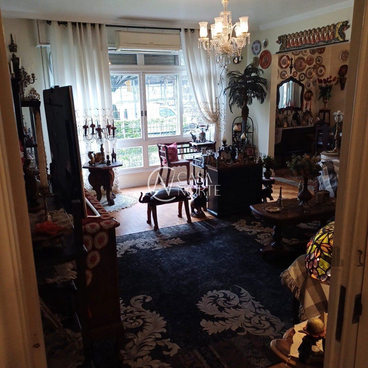 Apartamento à venda com 3 quartos, 121m², 2 vagas, Avenida Carlos Gomes no bairro Petrópolis em Porto Alegre