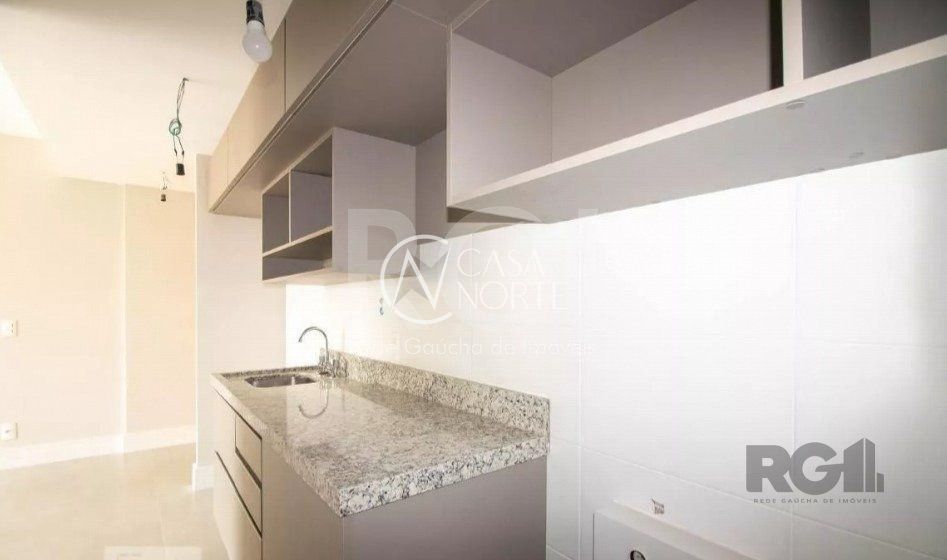 Apartamento à venda com 1 quarto, 45m², 1 suíte, 1 vaga, Rua Curvelo no bairro Petrópolis em Porto Alegre