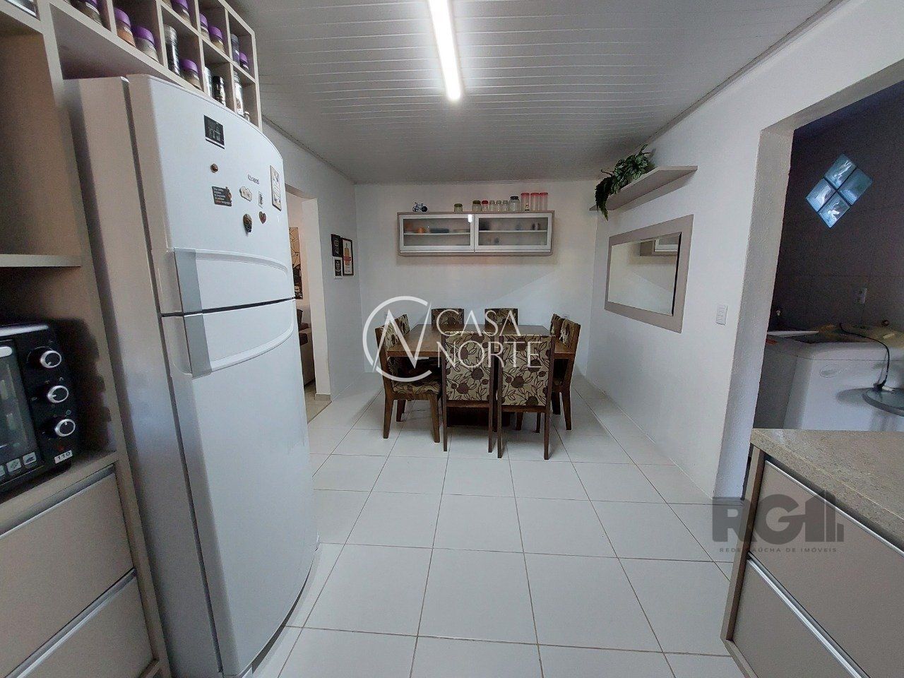 Casa à venda com 3 quartos, 110m², 3 vagas, Rua Oswaldo Olmiro Machado no bairro Ipanema em Porto Alegre