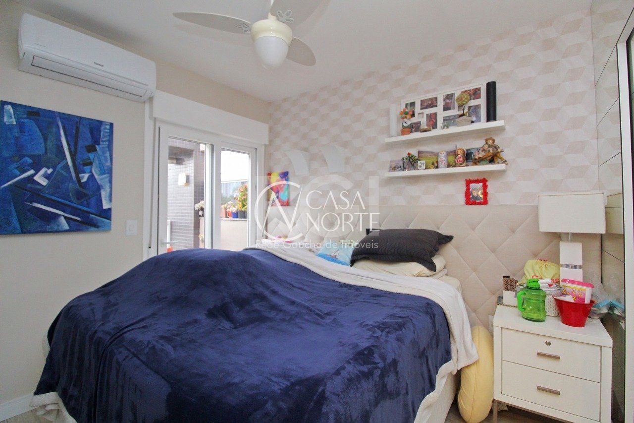 Cobertura à venda com 3 quartos, 106m², 2 suítes, Rua Lagoinha no bairro Petrópolis em Porto Alegre