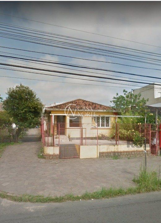 Terreno à venda  com 350m², Avenida do Forte no bairro Vila Ipiranga em Porto Alegre