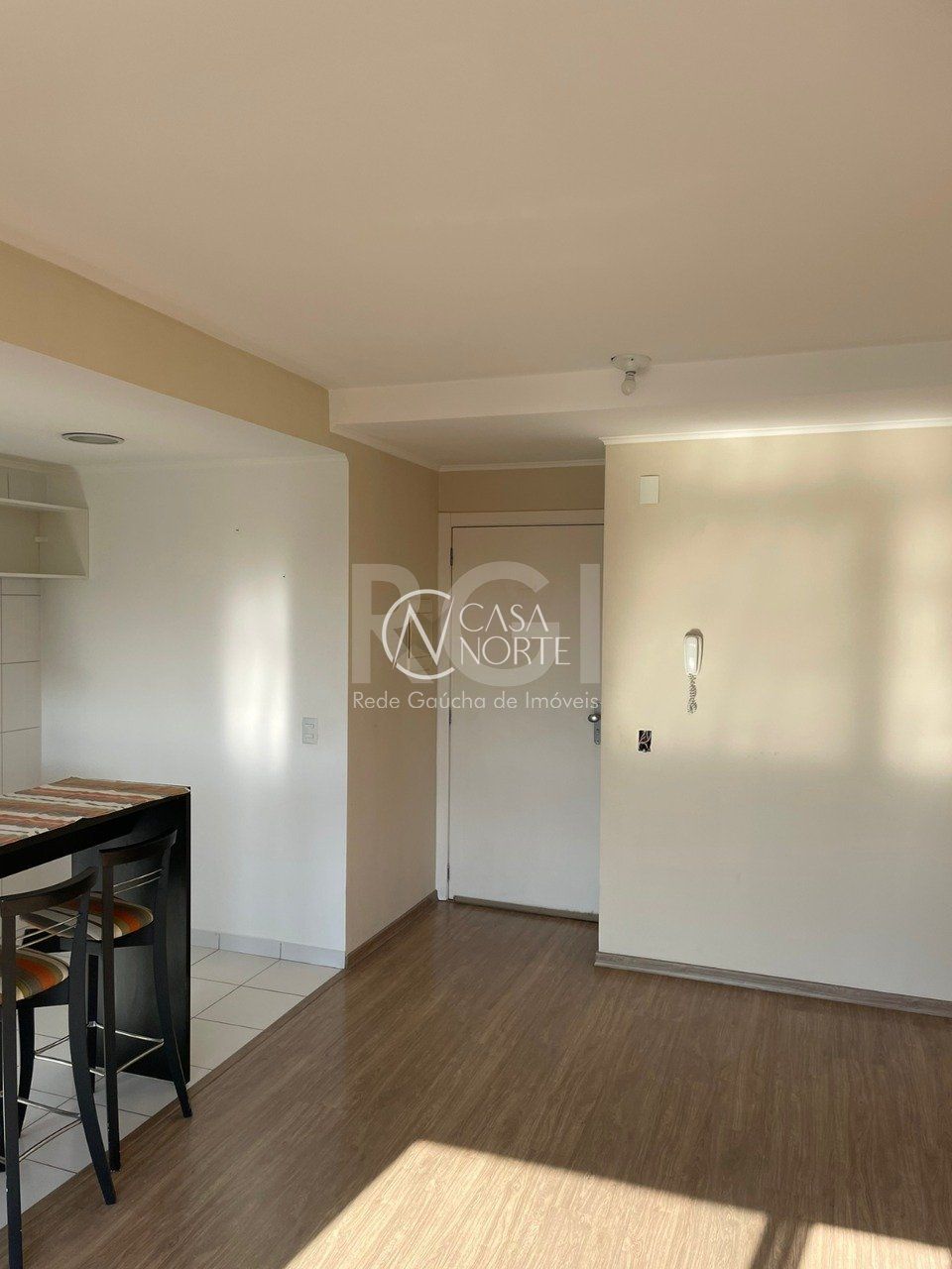 Apartamento à venda com 2 quartos, 74m², Rua Ney da Gama Ahrends no bairro Morro Santana em Porto Alegre