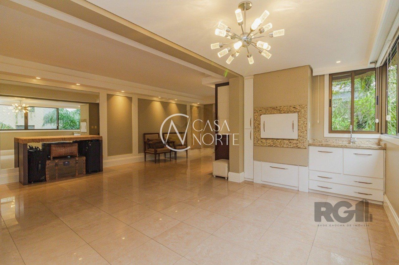 Apartamento à venda com 3 quartos, 142m², 1 suíte, 2 vagas, Avenida Luiz Manoel Gonzaga no bairro Três Figueiras em Porto Alegre