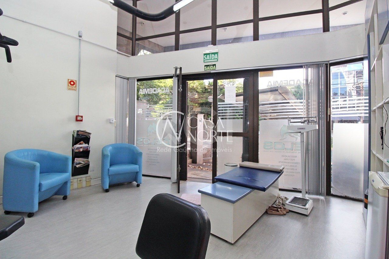 Loja à venda , 68m², Rua Vinte e Quatro de Outubro no bairro Auxiliadora em Porto Alegre