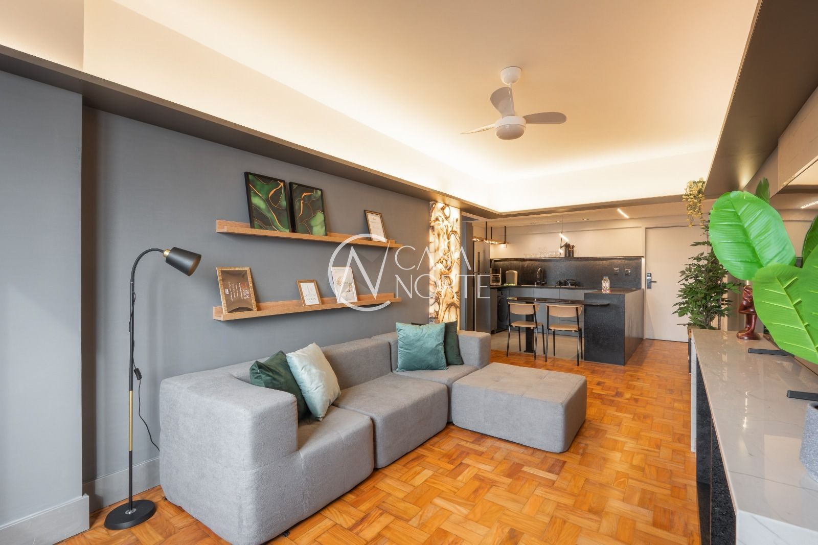 Apartamento à venda com 1 quarto, 56m², 1 vaga, Rua Voluntários da Pátria no bairro Centro Histórico em Porto Alegre