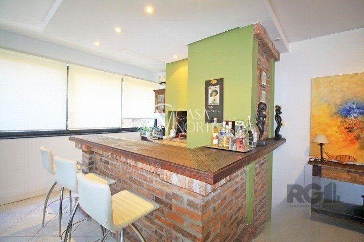 Apartamento à venda com 3 quartos, 144m², 1 suíte, 2 vagas, Rua Barão de Ubá no bairro Bela Vista em Porto Alegre