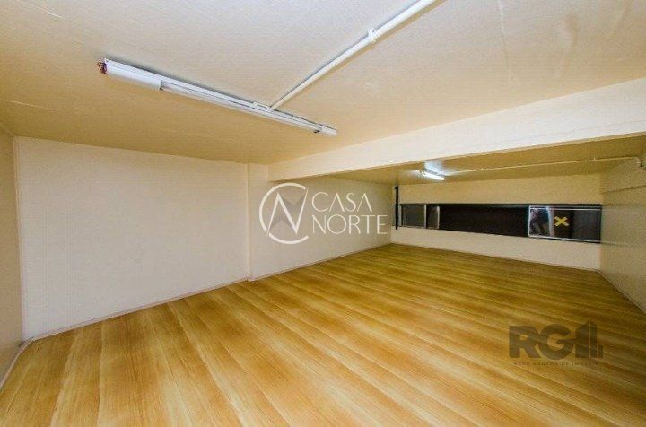 Prédio Comercial à venda , 1017m², 3 vagas, Rua Conde de Porto Alegre no bairro Floresta em Porto Alegre