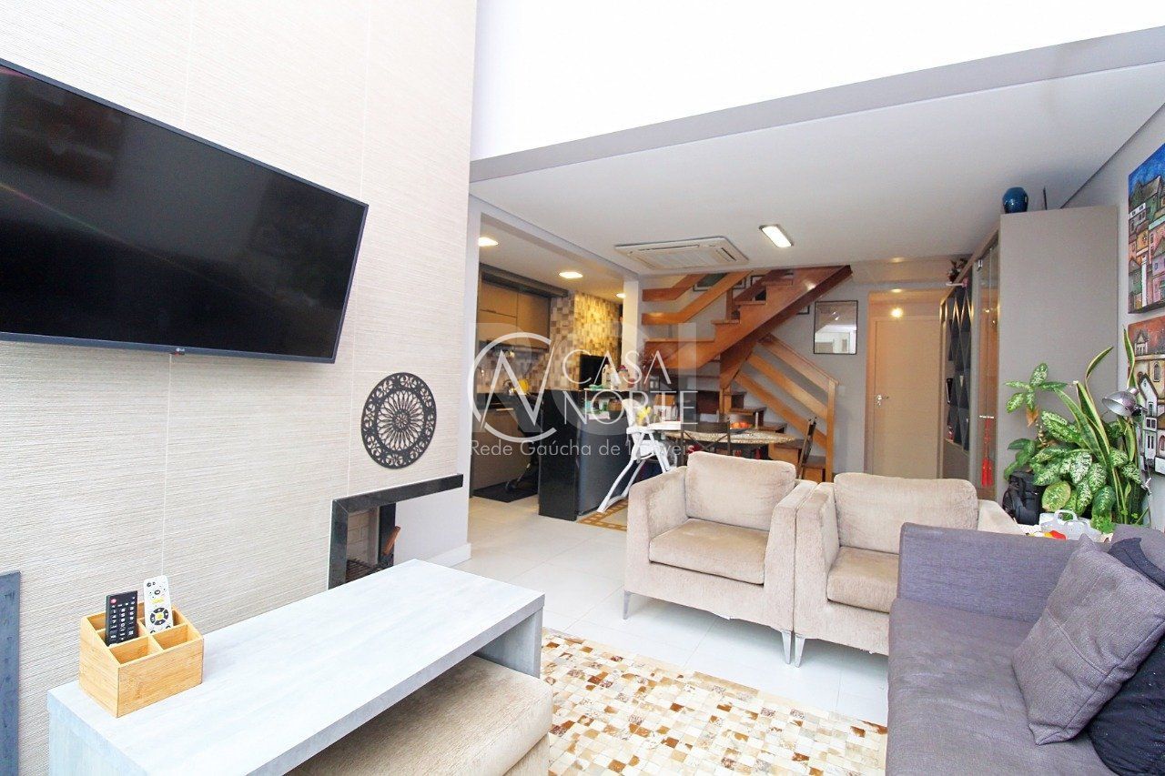 Cobertura à venda com 3 quartos, 106m², 2 suítes, Rua Lagoinha no bairro Petrópolis em Porto Alegre