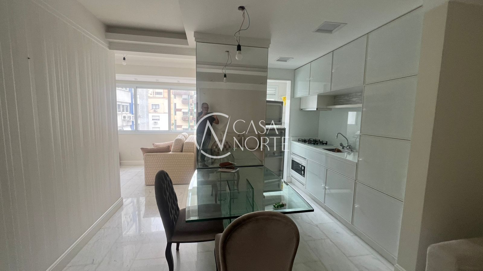 Apartamento à venda com 1 quarto, 47m², 1 suíte, 1 vaga, Avenida Independência no bairro Independência em Porto Alegre