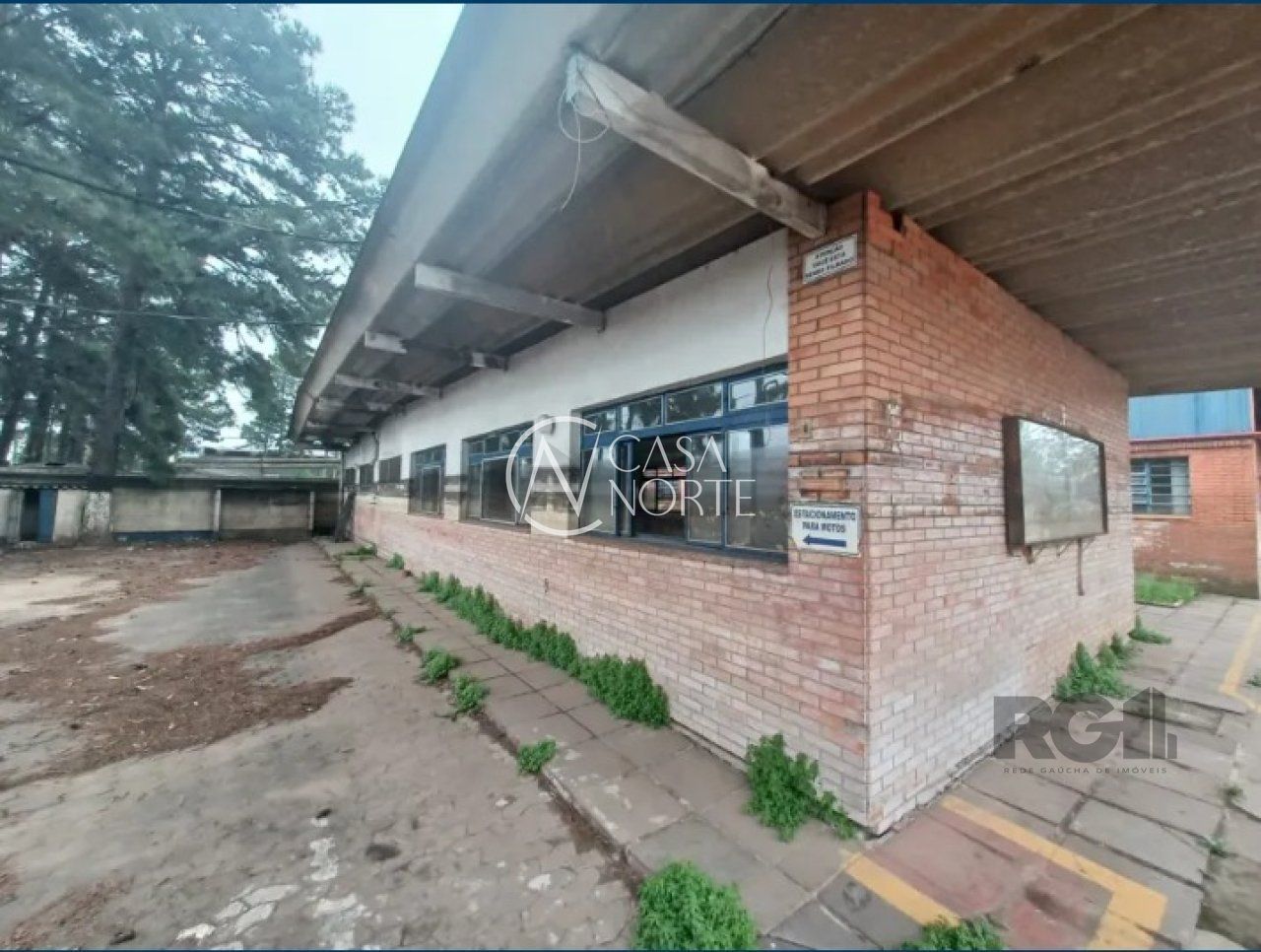 Pavilhão à venda , 14000m², Avenida das Indústrias no bairro Anchieta em Porto Alegre