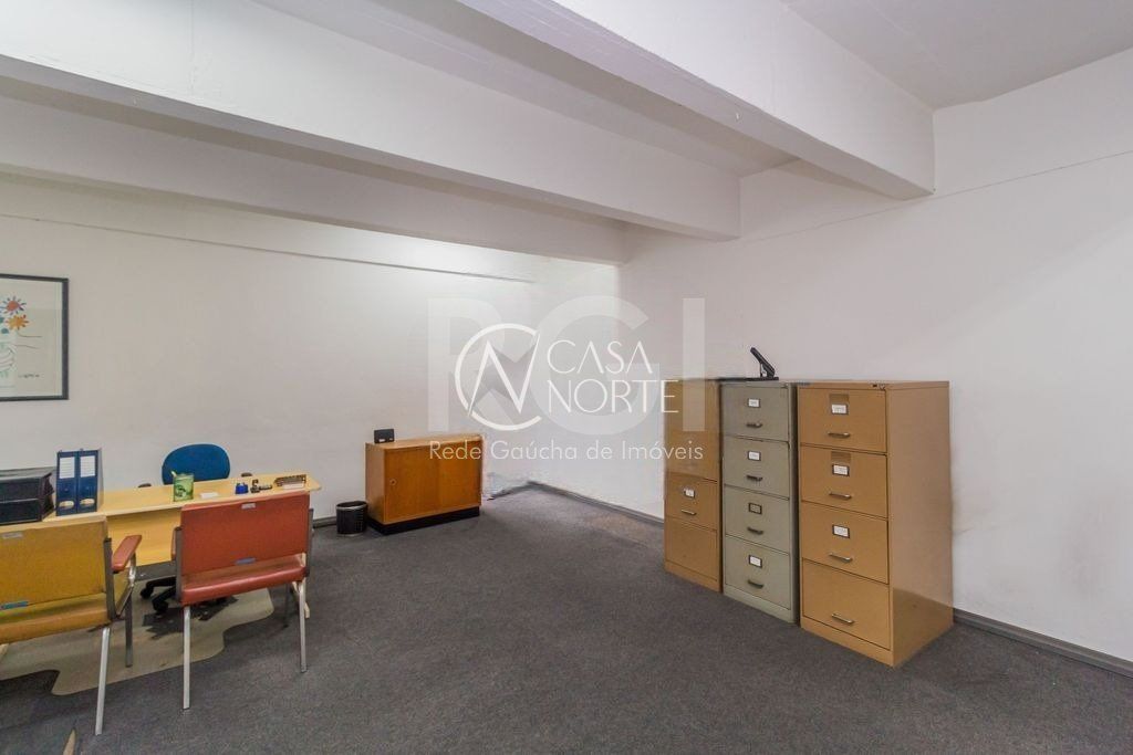 Sala Comercial à venda , 58m², Avenida Cristóvão Colombo no bairro Moinhos de Vento em Porto Alegre