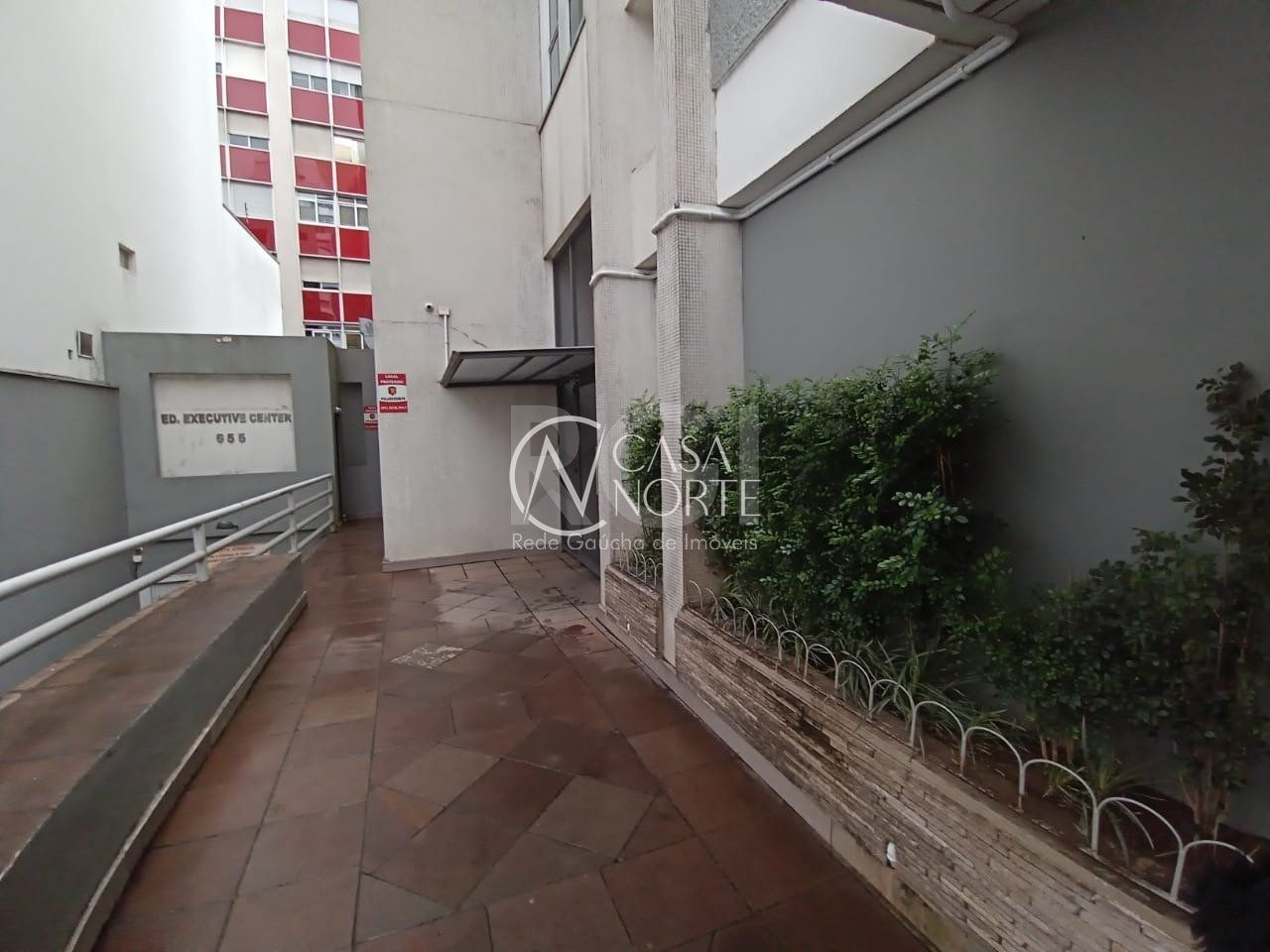 Sala Comercial à venda , 33m², Rua Quintino Bocaiuva no bairro Floresta em Porto Alegre