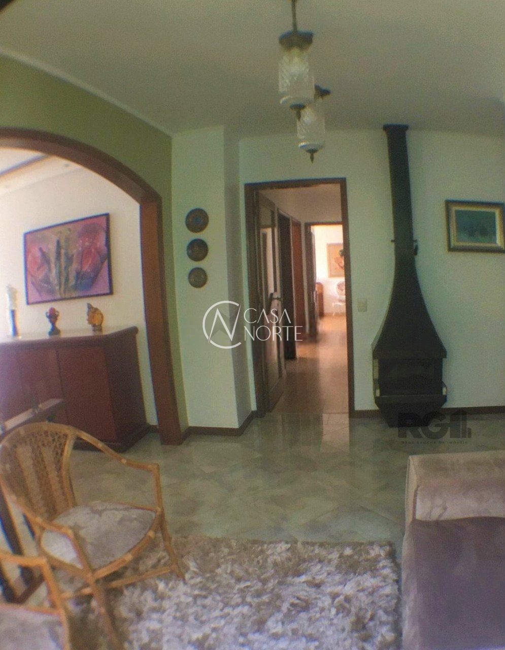 Casa à venda com 3 quartos, 200m², 1 suíte, 4 vagas, Rua Rubens Rosa Guedes no bairro Jardim Itu em Porto Alegre