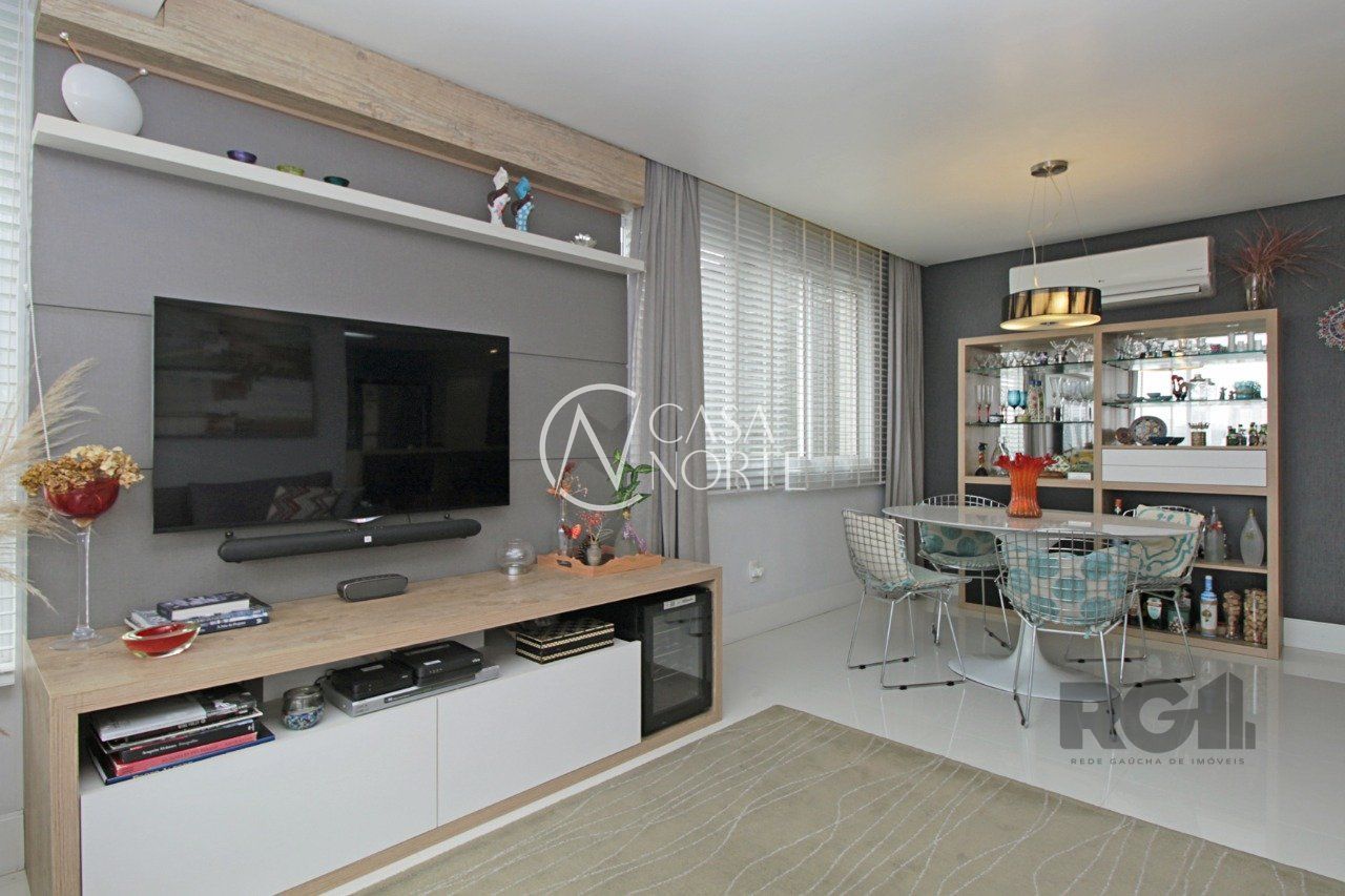 Apartamento à venda com 2 quartos, 77m², 1 suíte, 2 vagas, Rua Geraldo Souza Moreira no bairro Passo da Areia em Porto Alegre