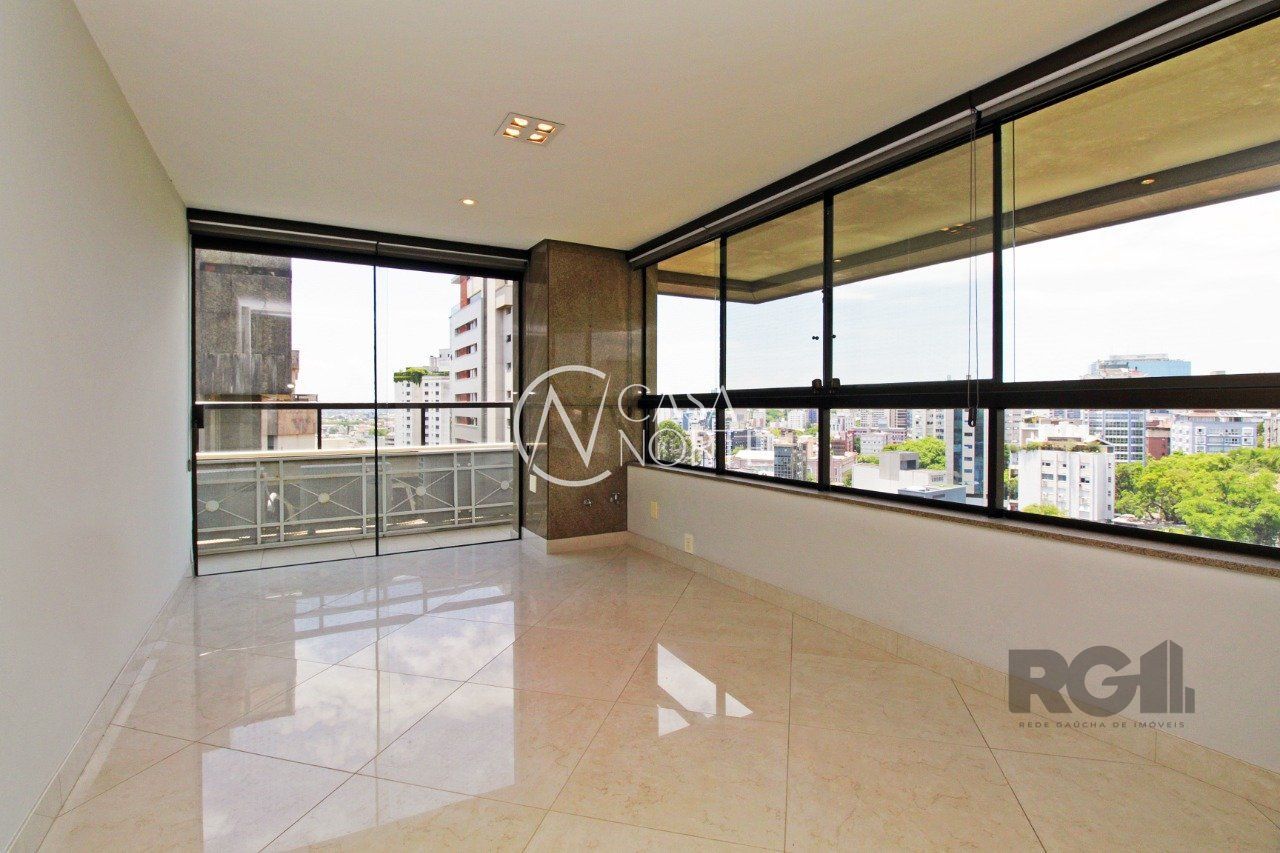 Cobertura à venda com 4 quartos, 401m², 4 suítes, 3 vagas, Rua Santo Inácio no bairro Moinhos de Vento em Porto Alegre