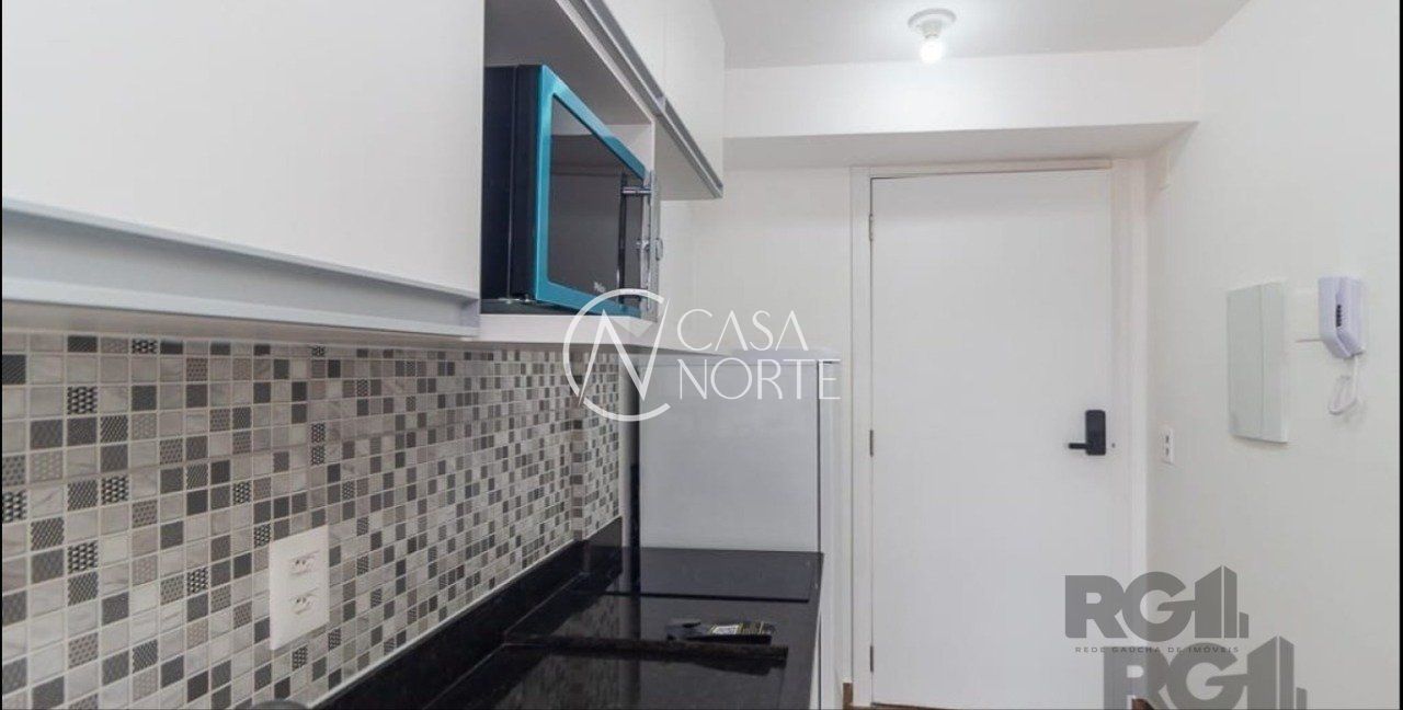 Apartamento à venda com 1 quarto, 27m², 1 vaga, Avenida dos Cubanos no bairro Partenon em Porto Alegre