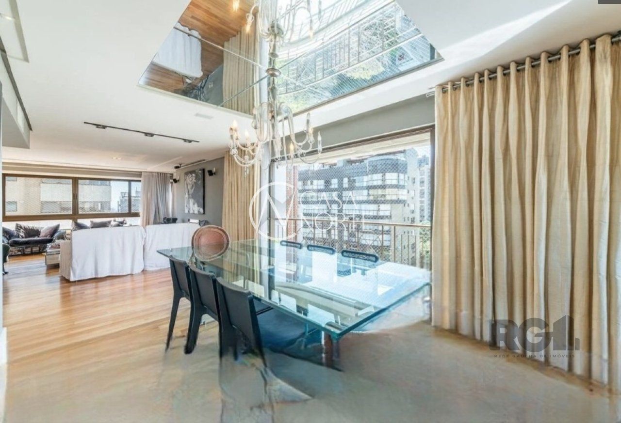 Apartamento à venda com 2 quartos, 264m², 2 suítes, 4 vagas, Rua Engenheiro Teixeira Soares no bairro Bela Vista em Porto Alegre