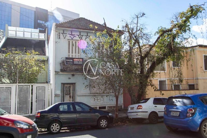 Casa à venda com 5 quartos, 144m², Tiradentes no bairro Independência em Porto Alegre