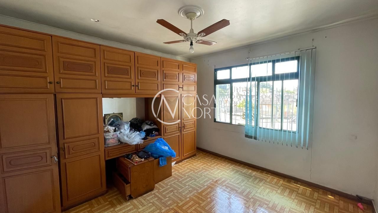 Casa à venda com 5 quartos, 120m², 1 suíte, 4 vagas, Avenida Alberto Pasqualini no bairro Jardim Itu Sabará em Porto Alegre