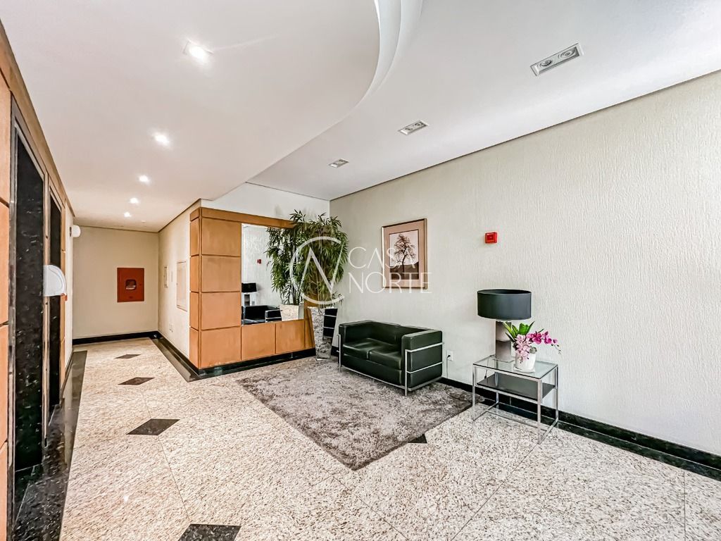 Apartamento à venda com 3 quartos, 168m², 3 suítes, 3 vagas, Rua Cônego Viana no bairro Rio Branco em Porto Alegre