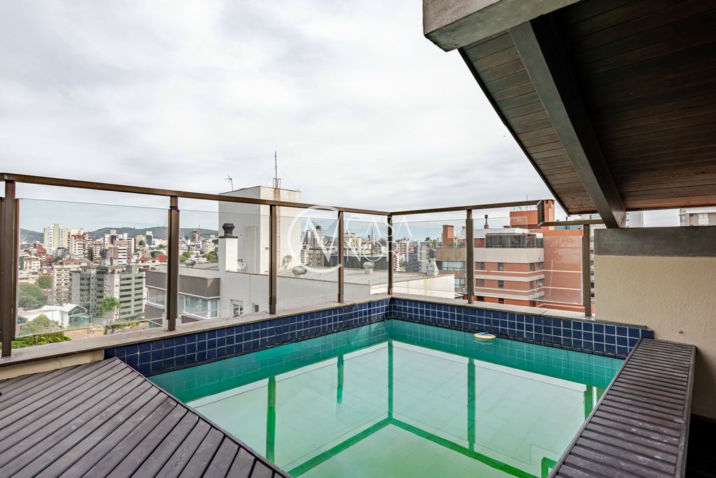 Cobertura à venda com 4 quartos, 425m², 3 suítes, 3 vagas, Rua Barão de Ubá no bairro Bela Vista em Porto Alegre