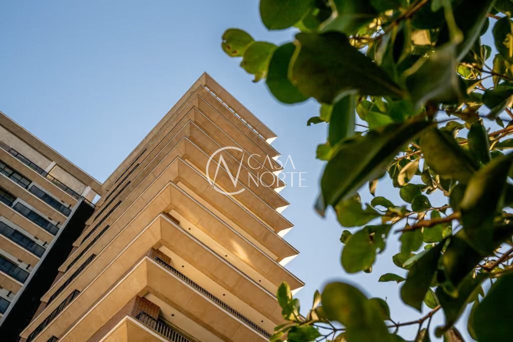 Apartamento à venda com 3 quartos, 119m², 3 suítes, 2 vagas, Avenida Guaporé no bairro Petrópolis em Porto Alegre