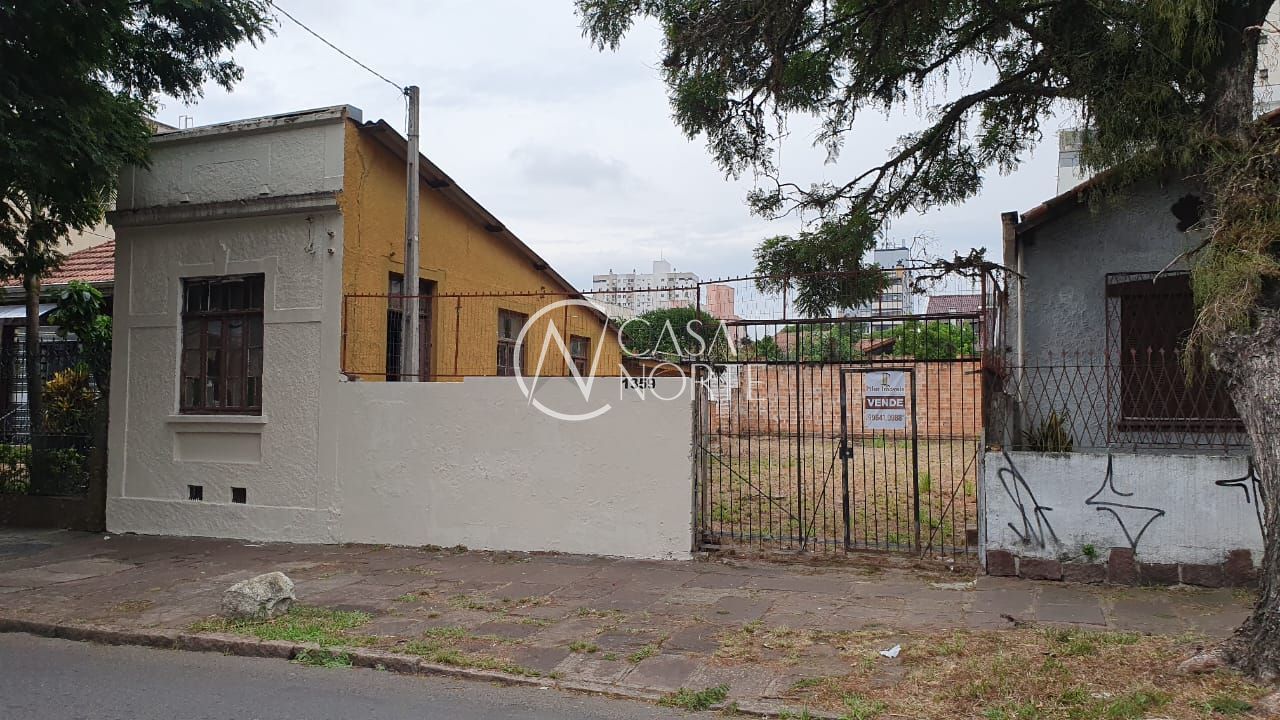 Terreno à venda  com 283m², Vicente da Fontoura no bairro Santana em Porto Alegre