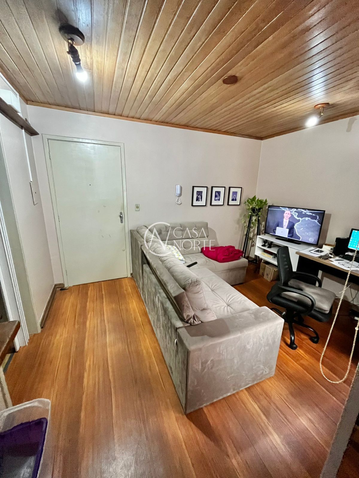 Apartamento à venda com 1 quarto, 48m², 1 suíte, 1 vaga, Rua Coronel Feijó no bairro São João em Porto Alegre