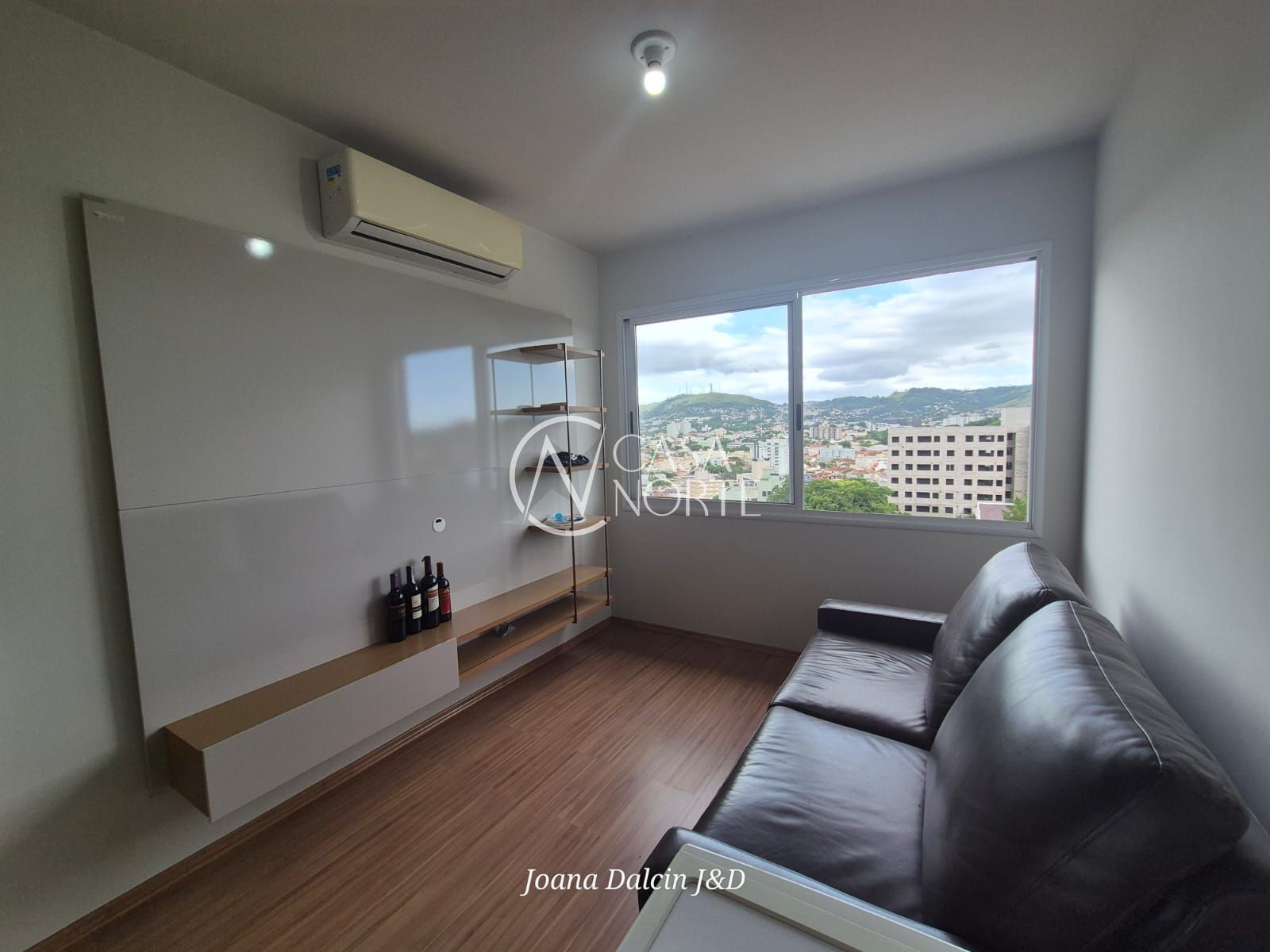 Apartamento à venda com 2 quartos, 64m², 1 suíte, 1 vaga, Rua Mariano de Matos no bairro Santa Tereza em Porto Alegre