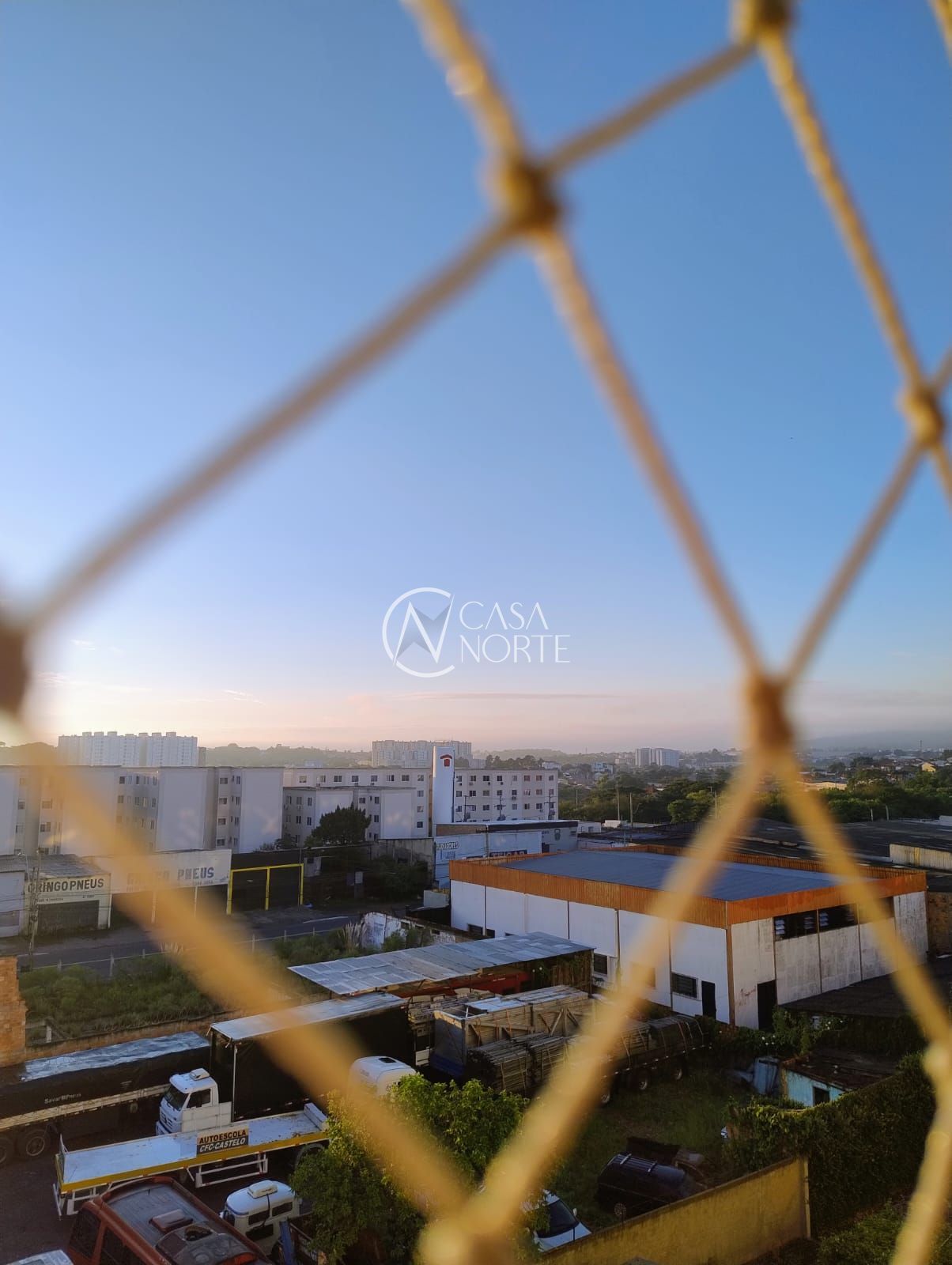 Apartamento à venda com 2 quartos, 43m², 1 vaga, Avenida Engenheiro Francisco Rodolfo Simch no bairro Sarandi em Porto Alegre