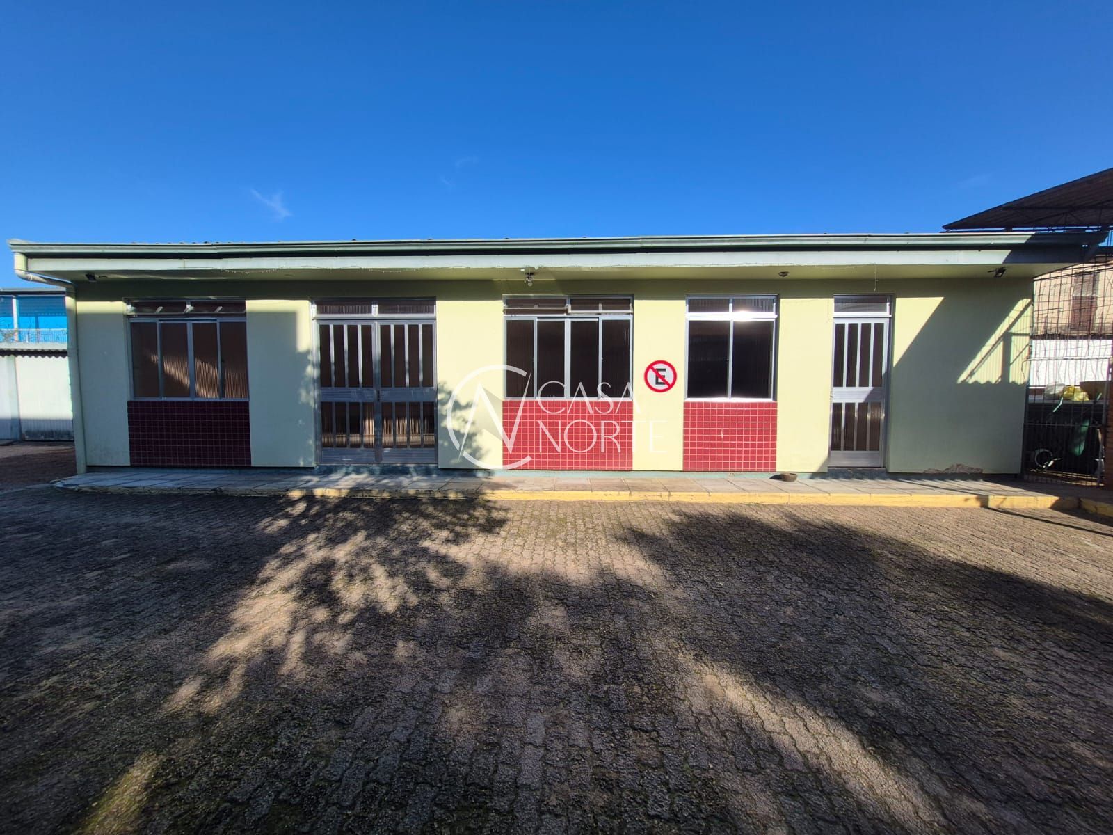 Apartamento à venda com 2 quartos, 72m², Rua Coronel Massot no bairro Cristal em Porto Alegre