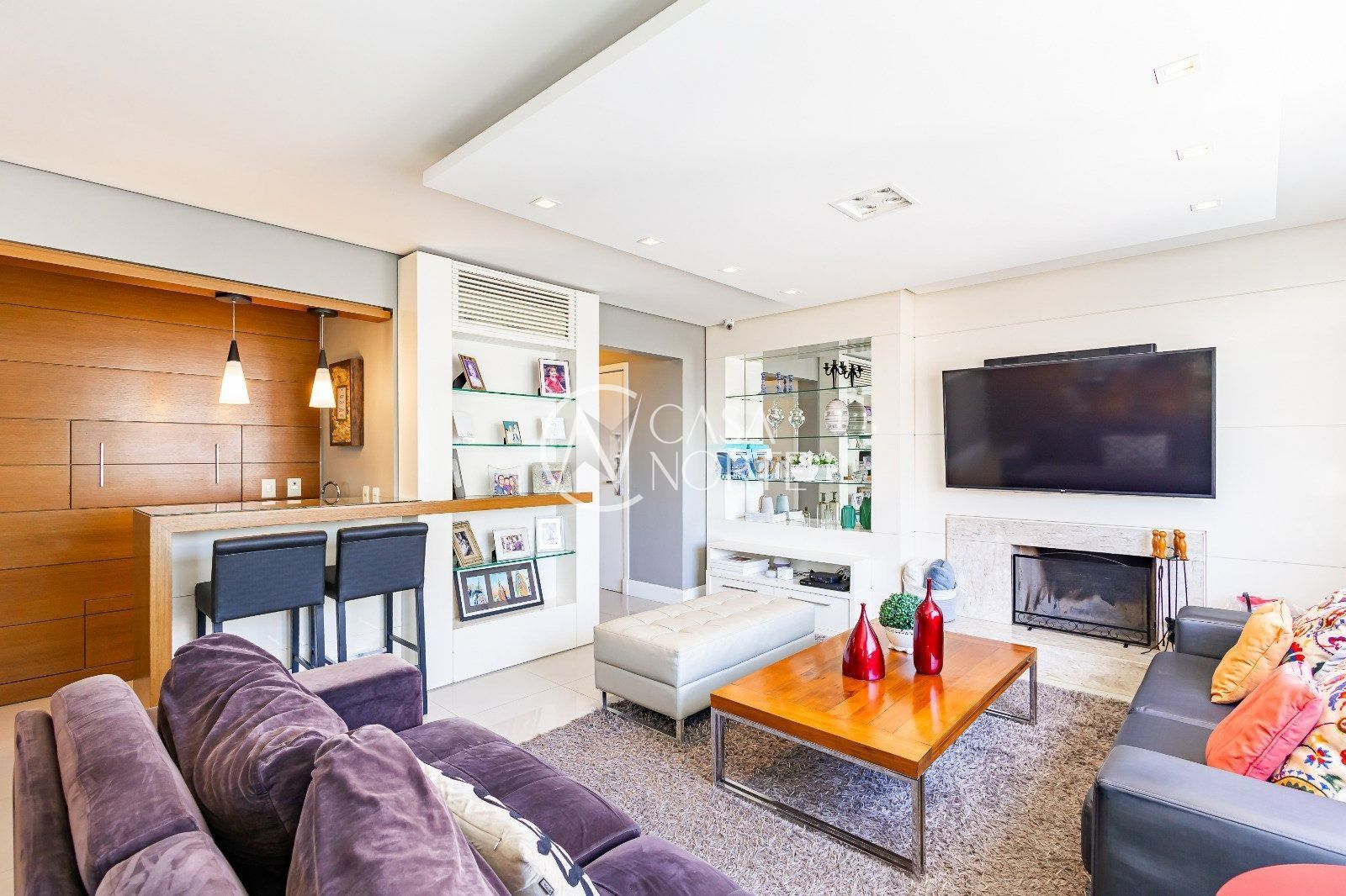 Apartamento à venda com 3 quartos, 134m², 3 suítes, 3 vagas, Rua Jari no bairro Passo da Areia em Porto Alegre