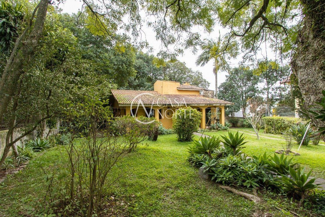 Casa à venda com 2 quartos, 164m², 2 vagas, Avenida da Cavalhada no bairro Cavalhada em Porto Alegre