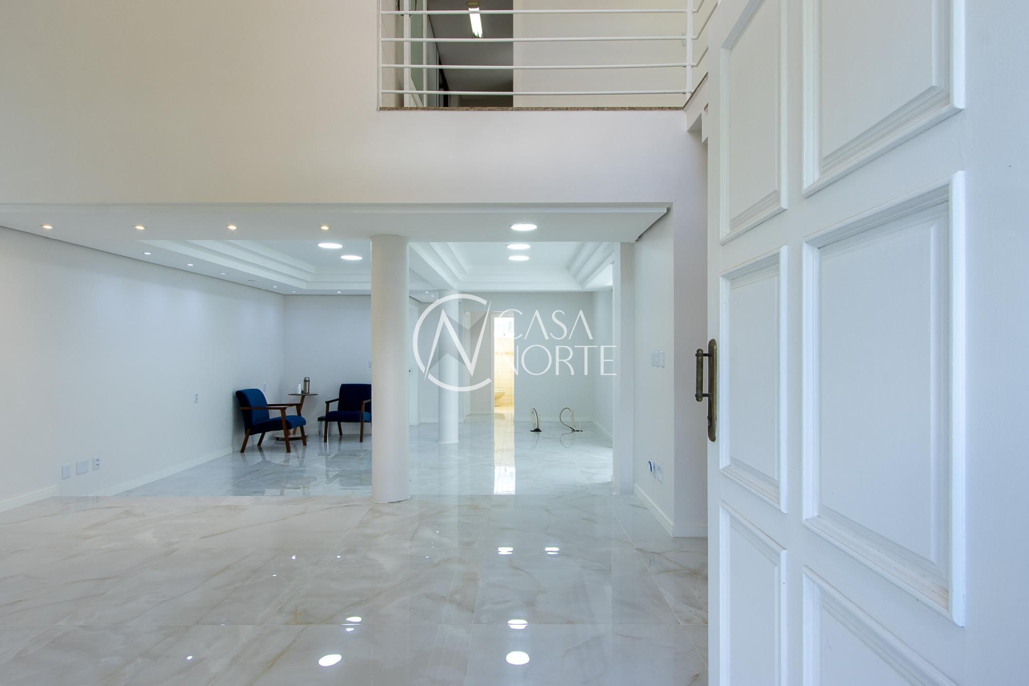 Prédio Comercial à venda com 5 quartos, 356m², 6 vagas, Rua João Berutti no bairro Chácara das Pedras em Porto Alegre