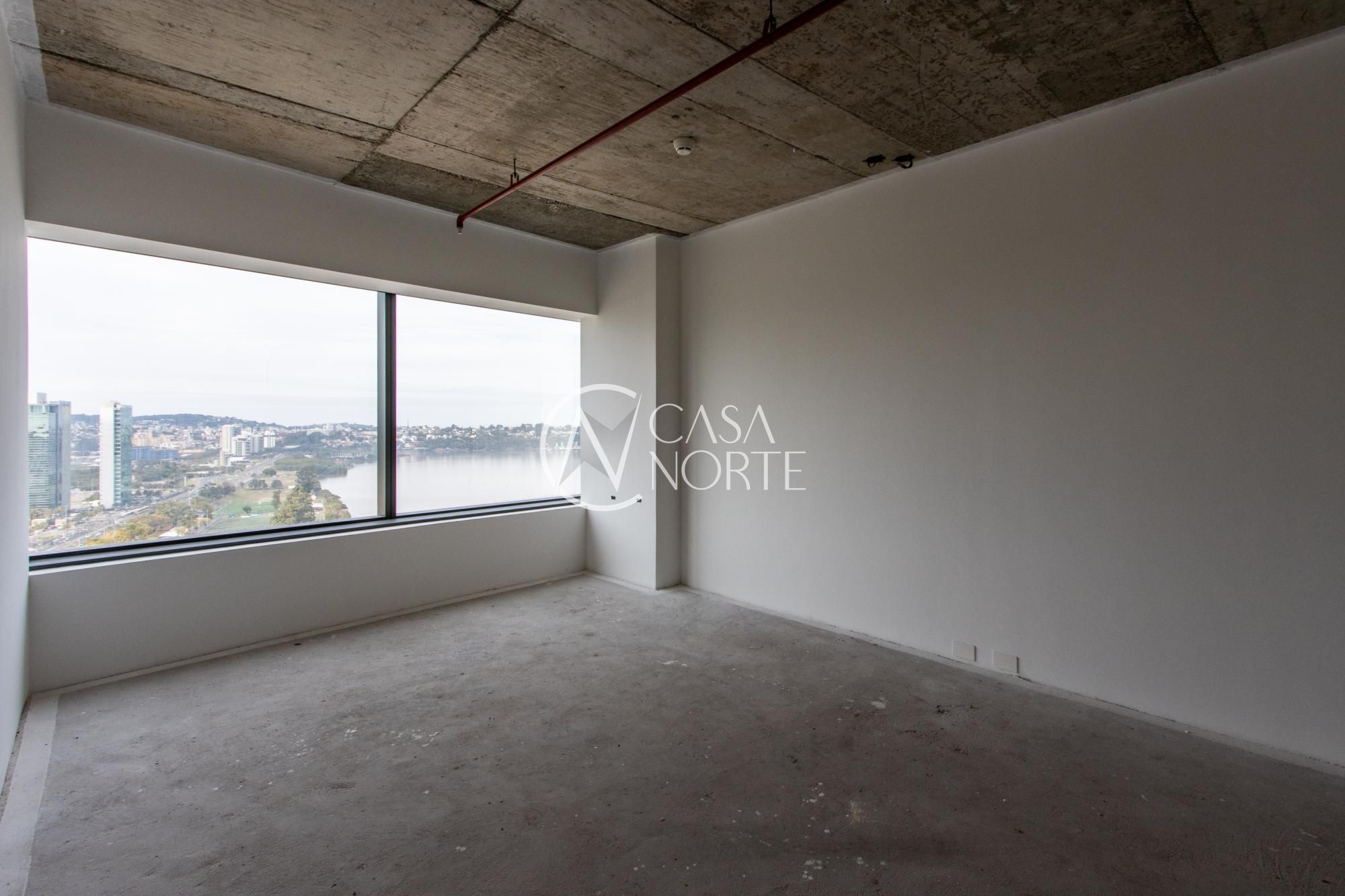 Sala Comercial à venda , 32m², 1 vaga, Padre Cacique no bairro Praia de Belas em Porto Alegre