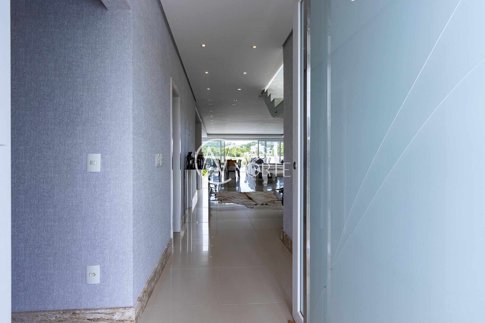 Casa de Condomínio à venda com 5 quartos, 324m², 5 suítes, Avenida Juca Batista no bairro Terraville em Porto Alegre