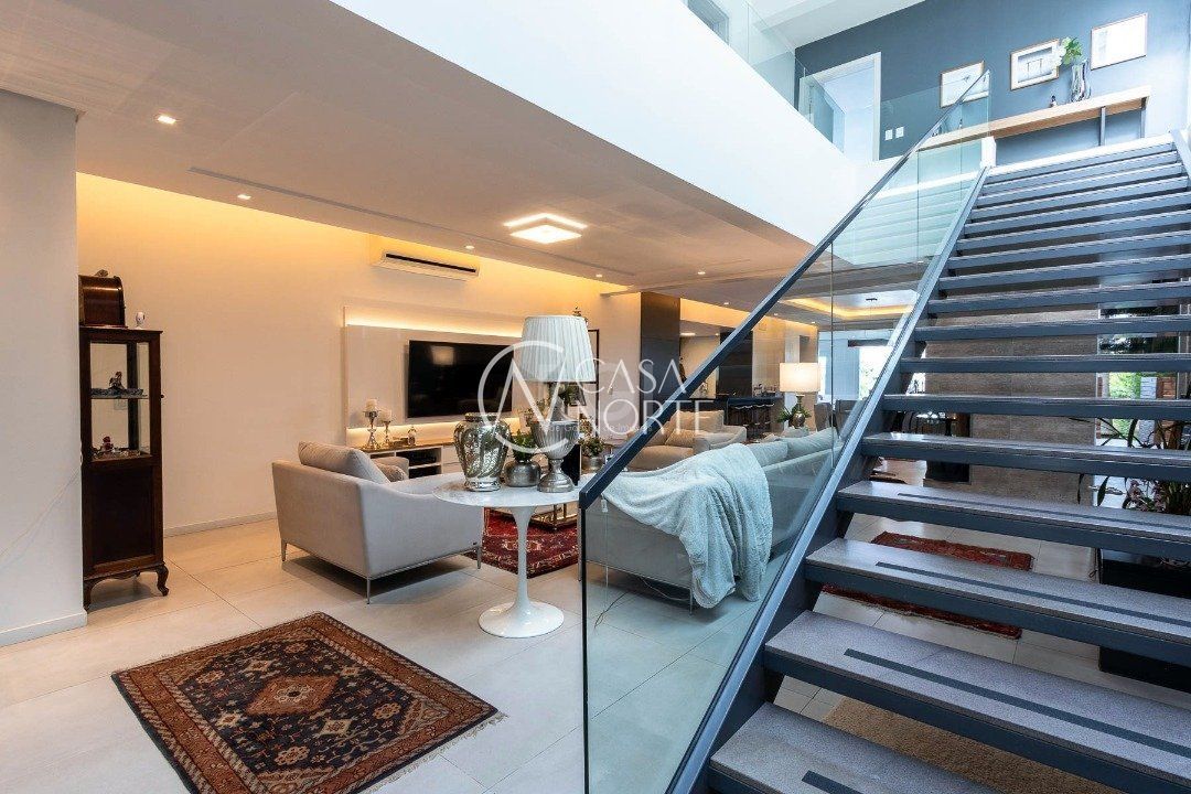 Casa de Condomínio à venda com 4 quartos, 339m², 4 suítes, 4 vagas, Avenida Juca Batista no bairro Terraville em Porto Alegre