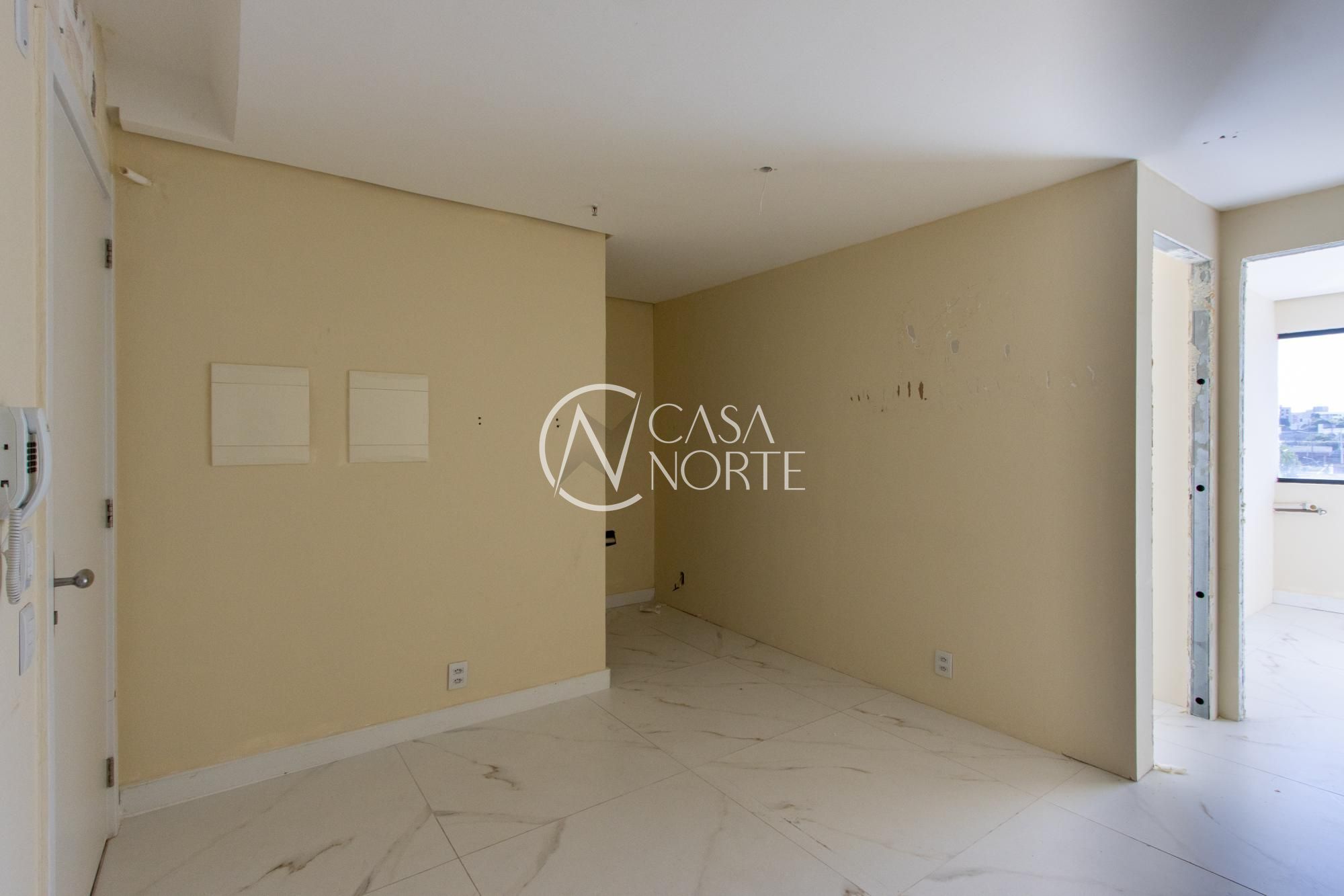 Sala Comercial à venda com 1 quarto, 37m², 1 vaga, Avenida Icaraí no bairro Cristal em Porto Alegre