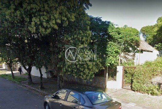 Terreno à venda  com 440m², Rua Doutor Pereira Neto no bairro Tristeza em Porto Alegre