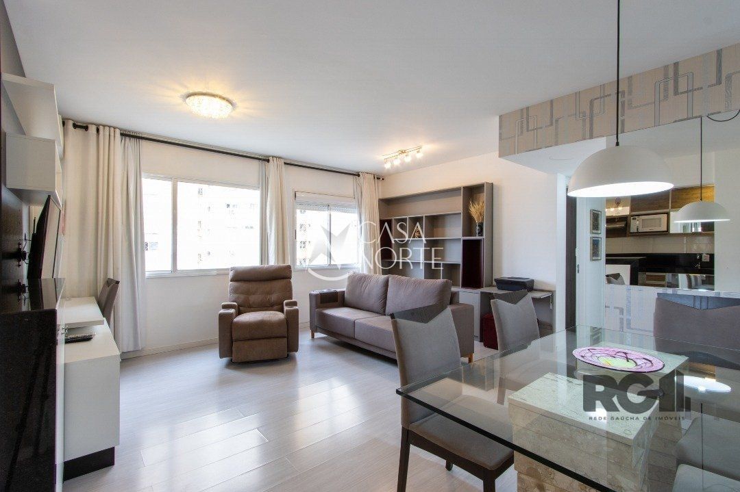 Apartamento à venda com 2 quartos, 66m², 1 suíte, 1 vaga, Avenida Bento Gonçalves no bairro Partenon em Porto Alegre