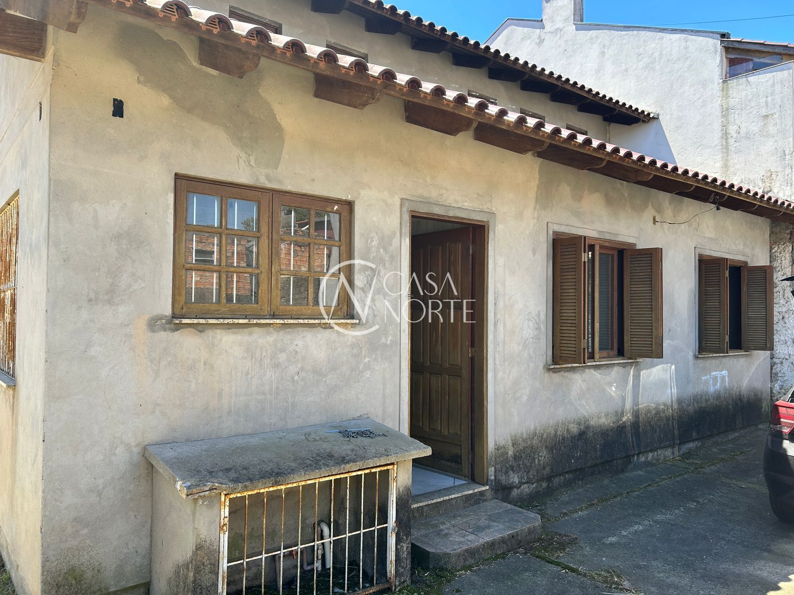 Casa à venda com 3 quartos, 110m², 2 vagas, Rua João Costi no bairro Hípica em Porto Alegre