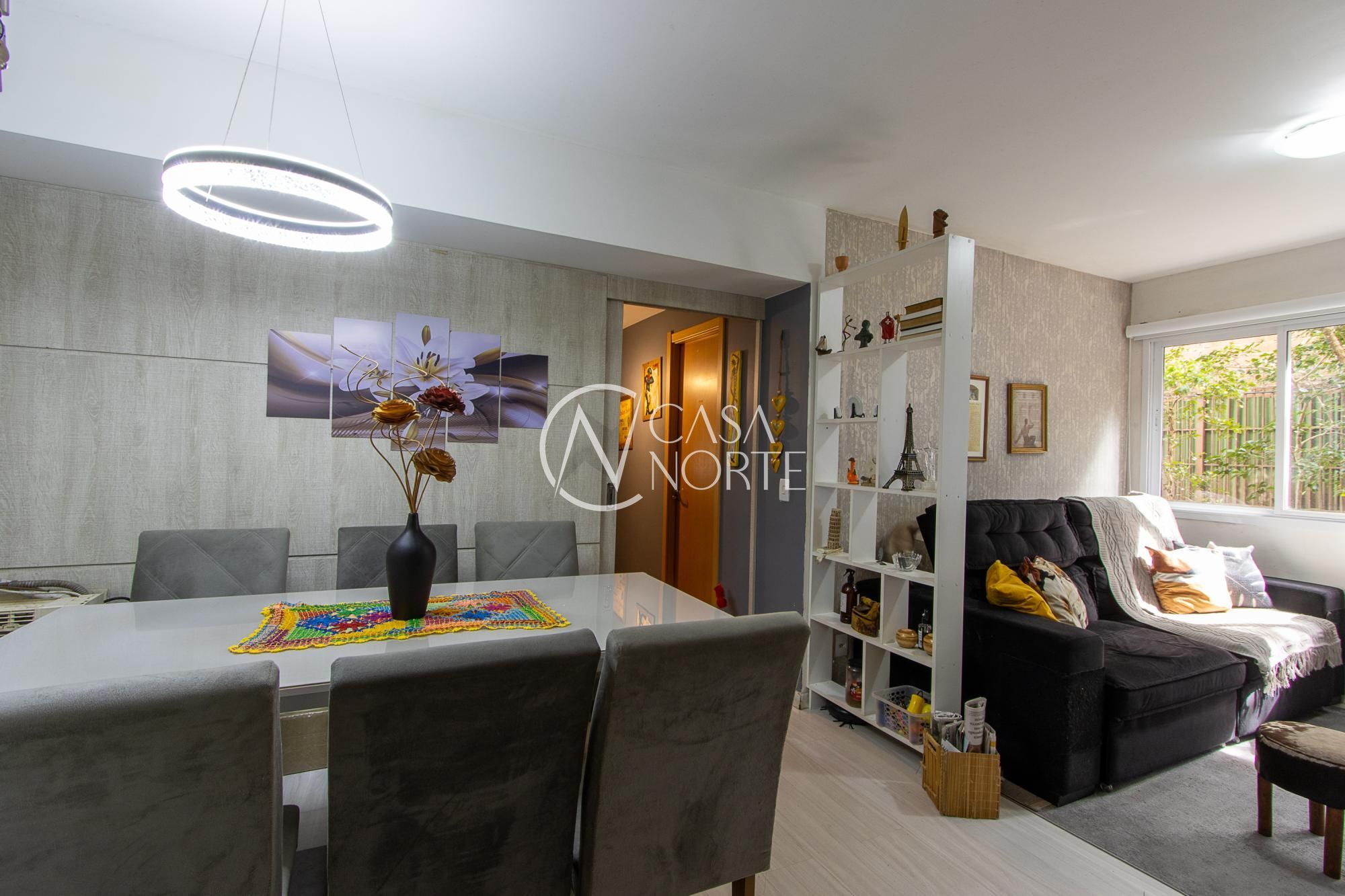 Apartamento à venda com 3 quartos, 73m², 1 suíte, 1 vaga, Rua Dário Totta no bairro Teresópolis em Porto Alegre