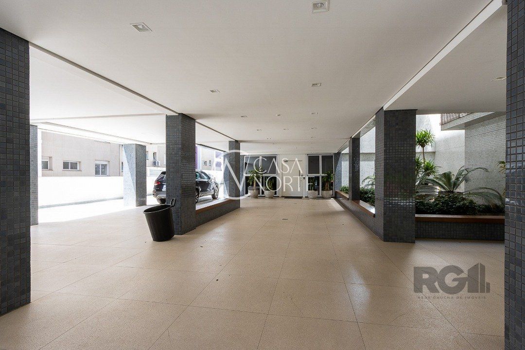 Cobertura à venda com 3 quartos, 265m², 3 suítes, 3 vagas, Rua José Gomes no bairro Tristeza em Porto Alegre