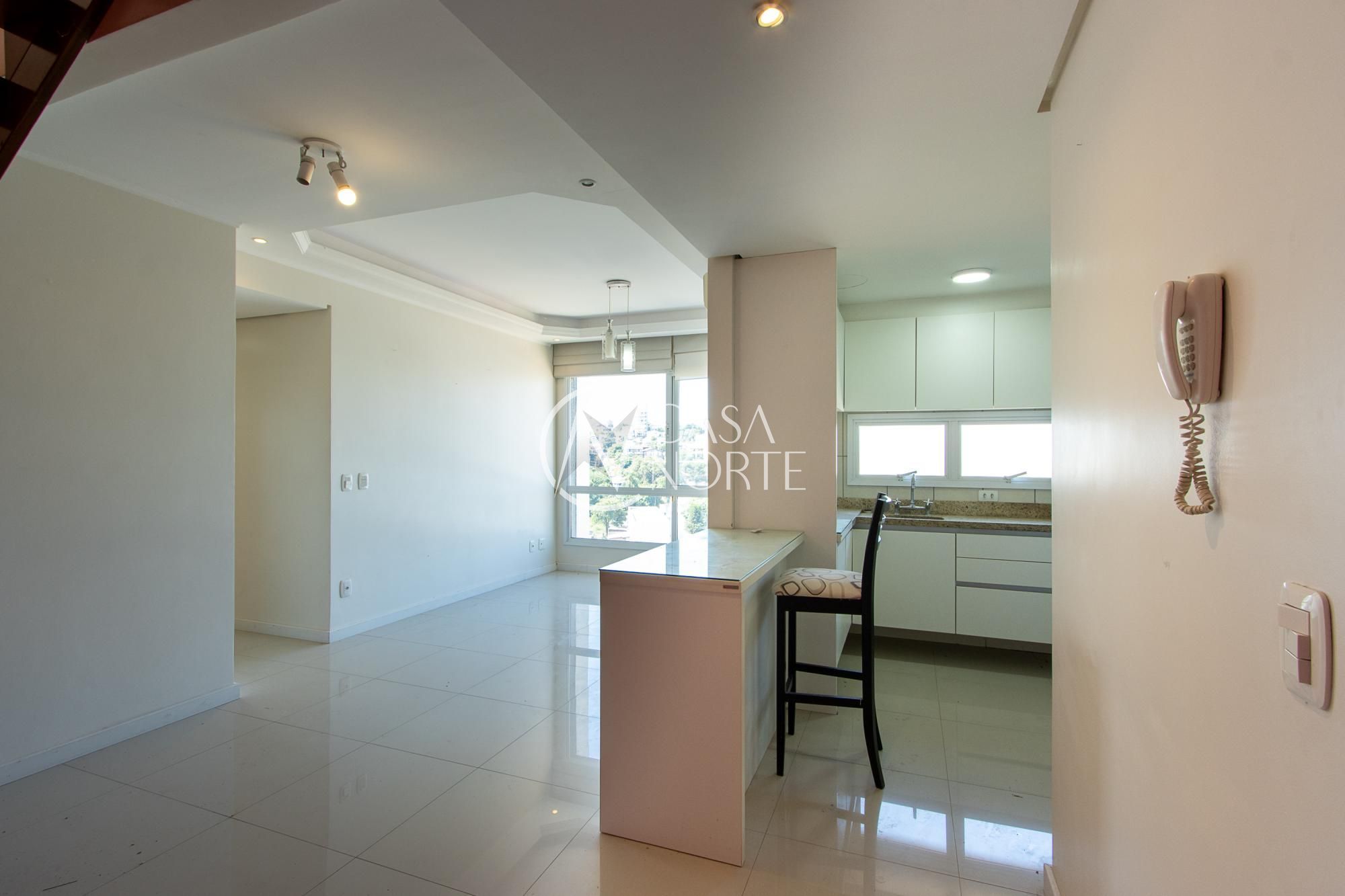 Cobertura à venda com 3 quartos, 150m², 1 suíte, 2 vagas, Rua Coronel Massot no bairro Cristal em Porto Alegre