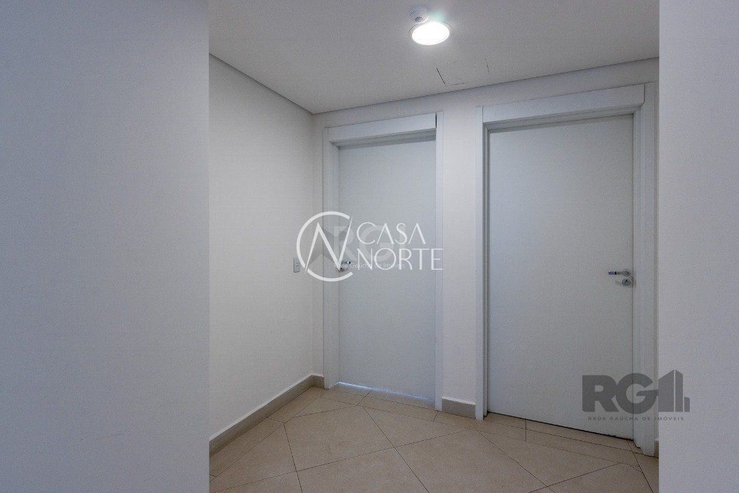 Apartamento à venda com 2 quartos, 57m², 1 suíte, 1 vaga, Walton Pontes Carpes no bairro Cavalhada em Porto Alegre